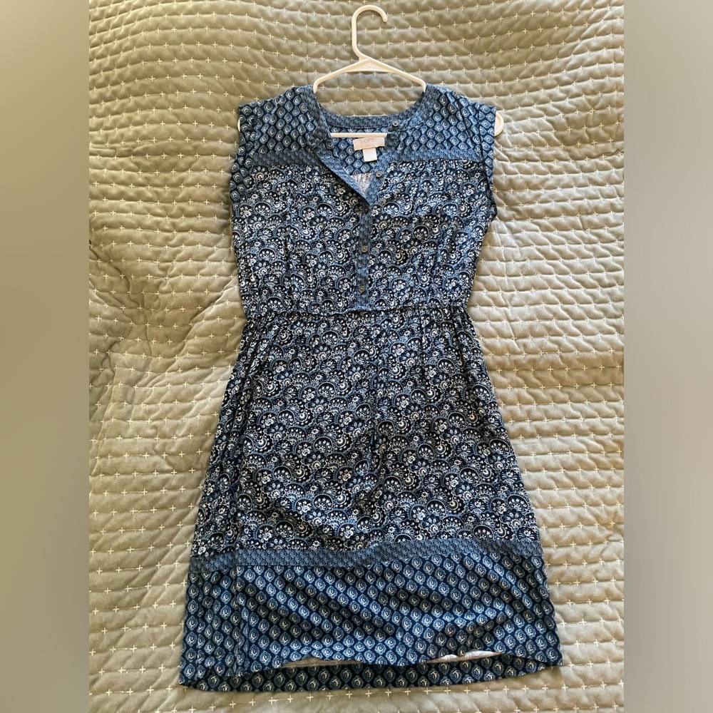 Elegant Blue Patterned Dress